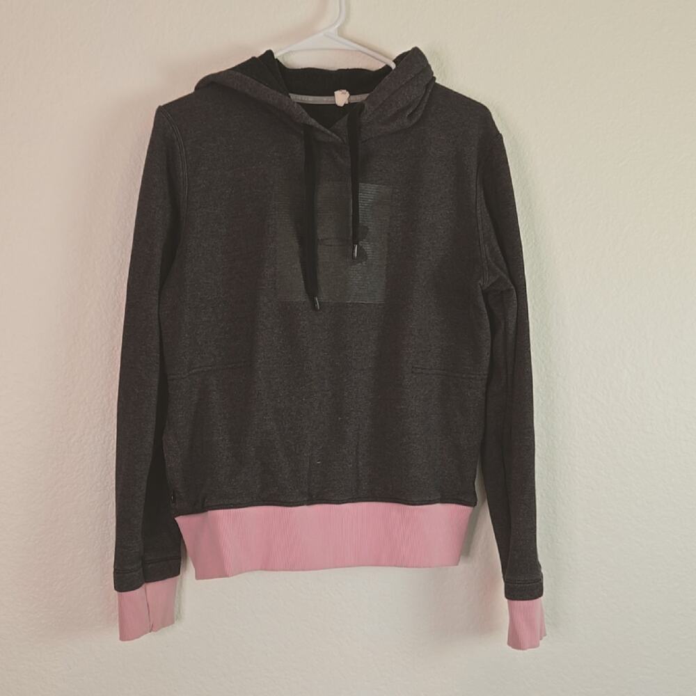 Under Armour Women's sweatshirt size small